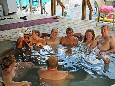 Of “Traditional Nudism” v. “Free-Love Nudism” (revised)