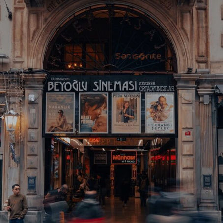 Tarihi Beyoğlu Sineması Yeniden Açıldı