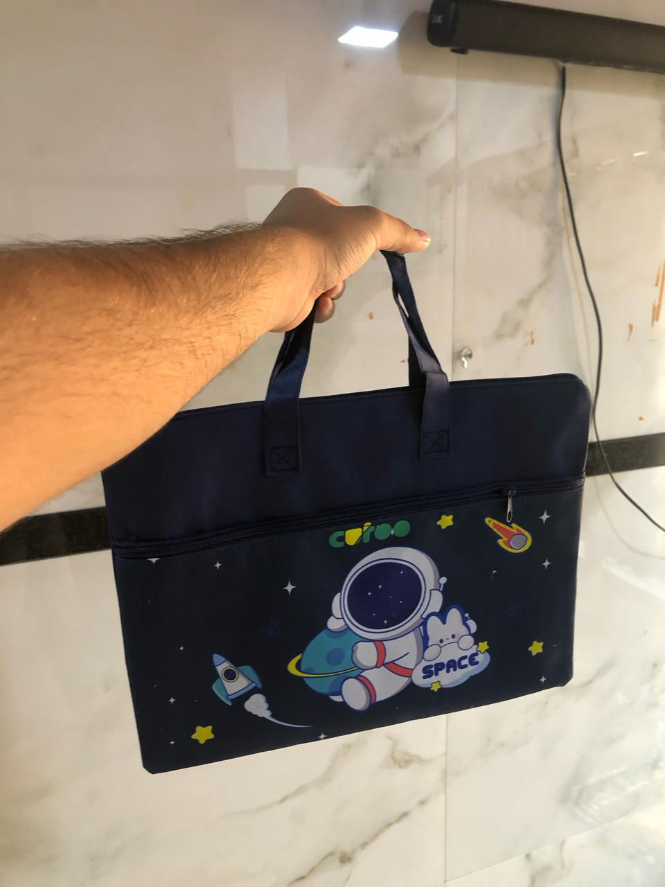 Thumbnail: Cartoonist Carry bag for kids and female