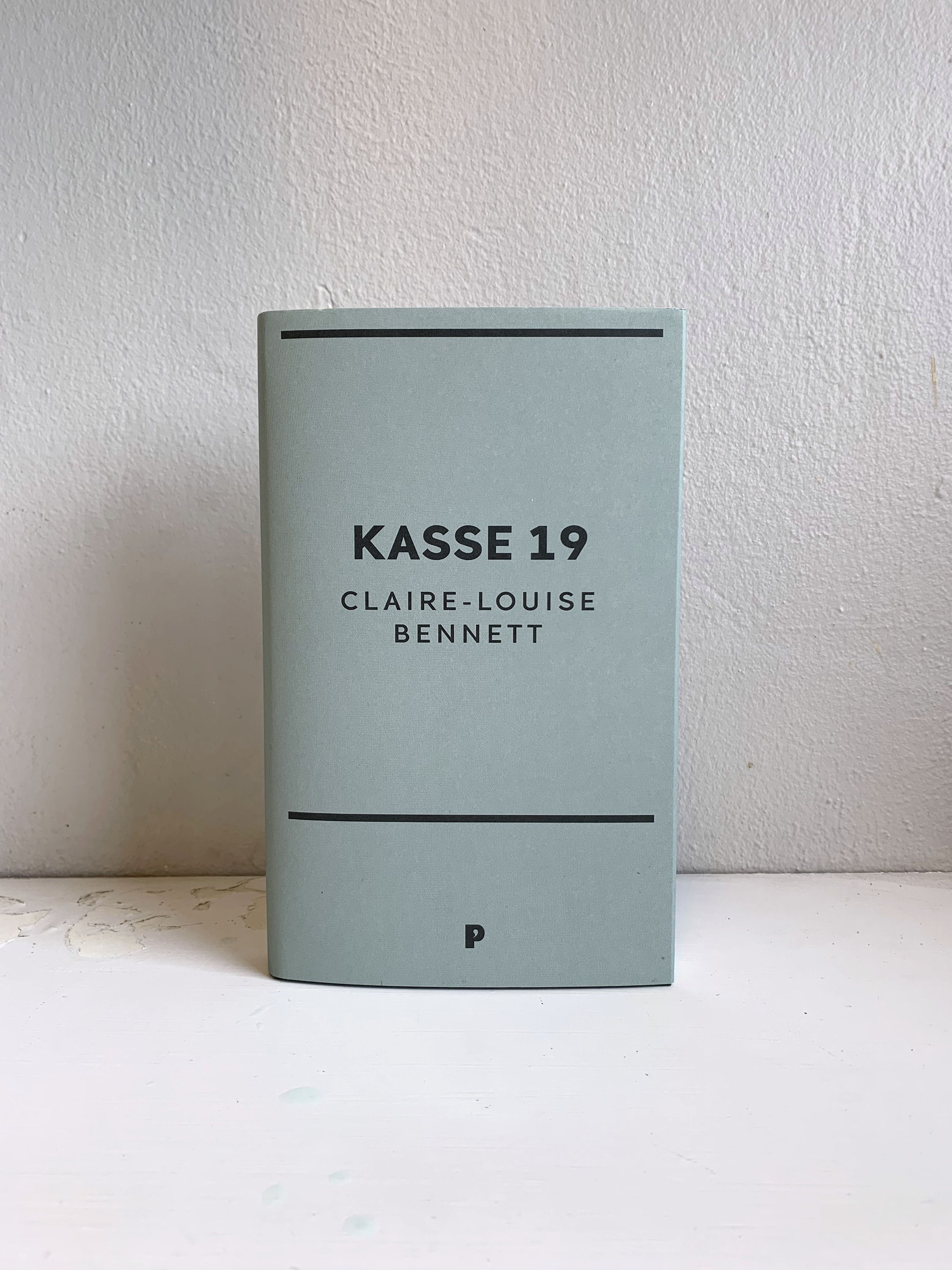 Claire-Louise Bennett, "Kasse 19"