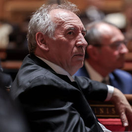 🇫🇷 ALERTE INFO - François Bayrou devrait