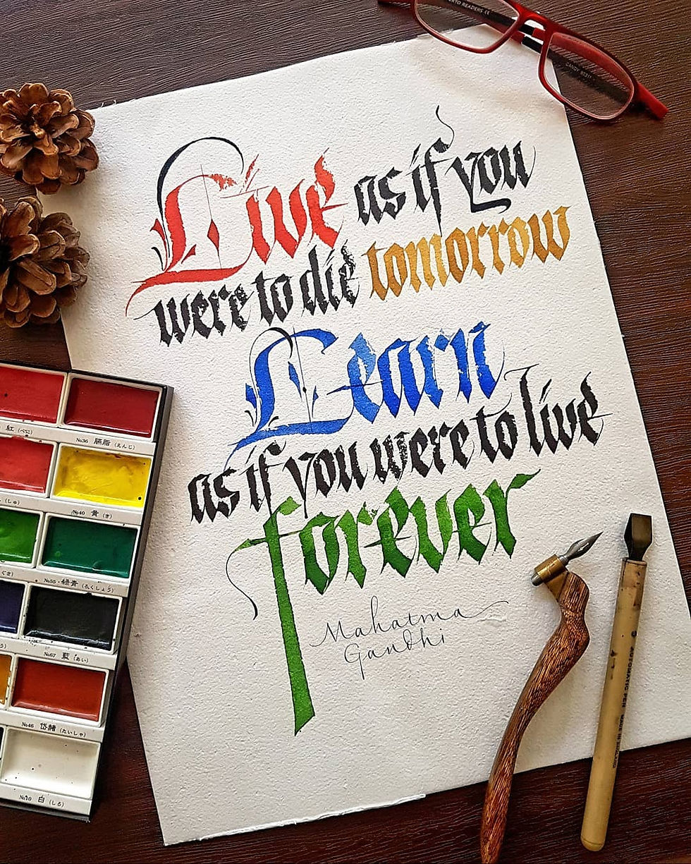 Hình thu nhỏ: Màu nước Irodori Kobako Kuretake