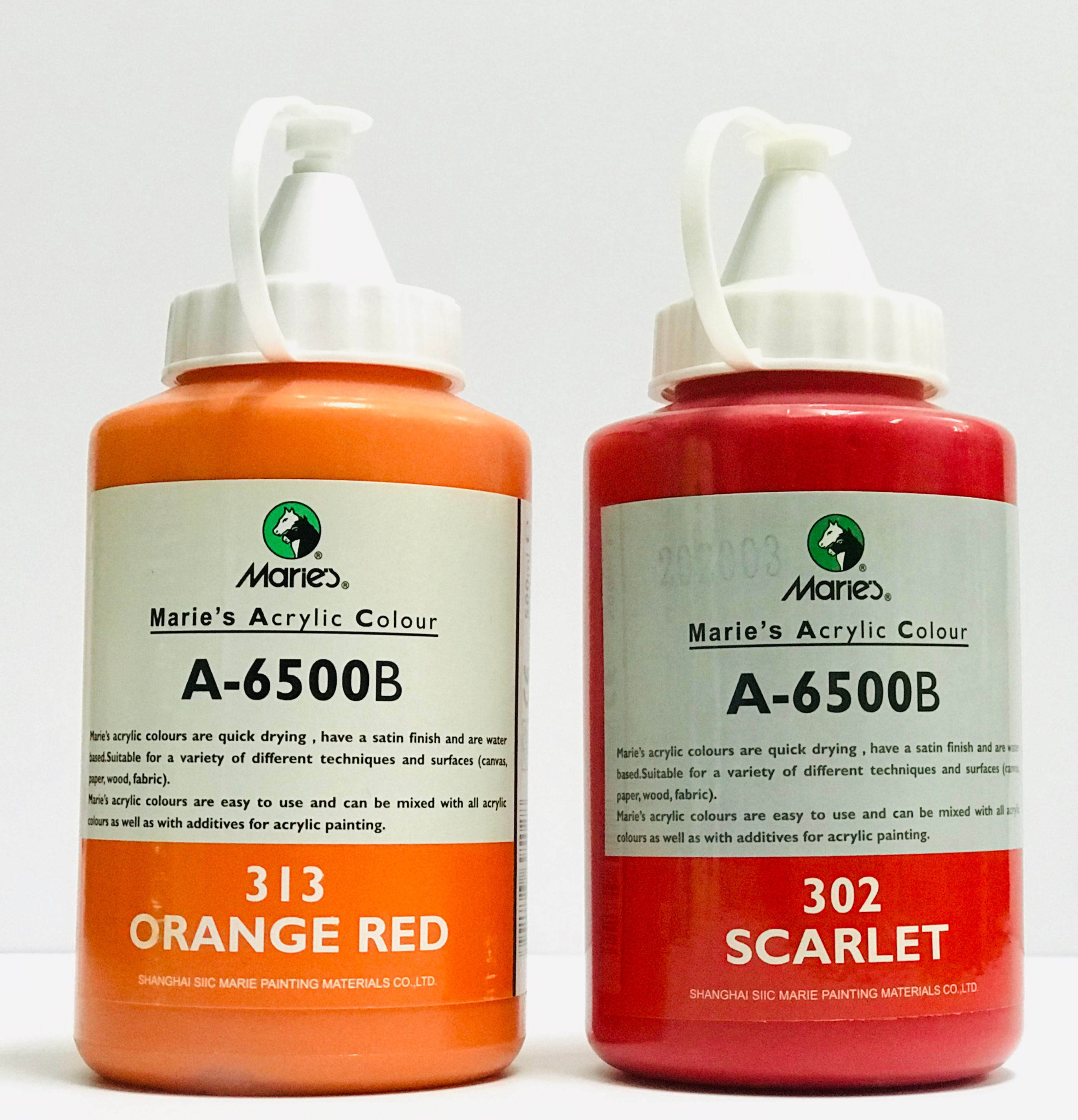 Marie's Acrylic With Spout 500ml