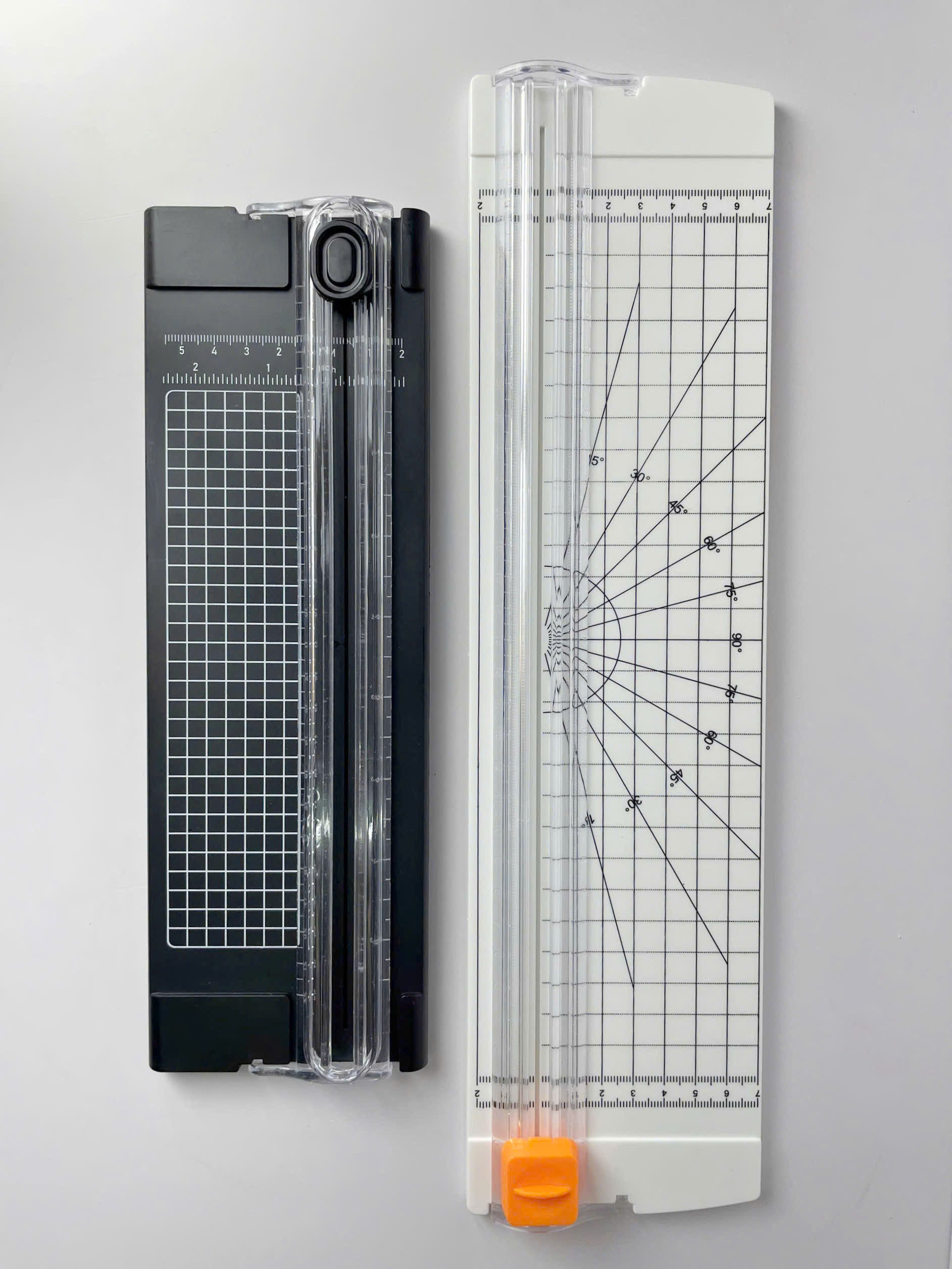 Bàn cắt giấy mini