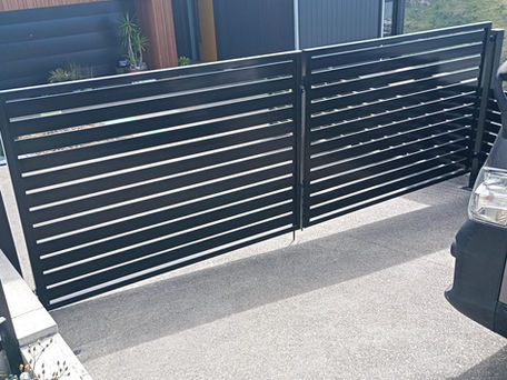 Bgates Bayliss Aluminium Slats Swing Gates