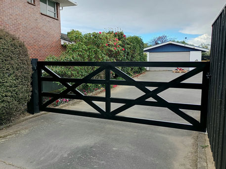 Bgates Baltimore Tubular Swing Gate