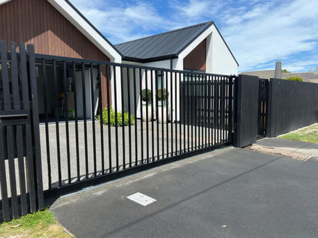 Bgates Baltimore Tubular Sliding Gate