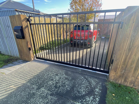 Bgates Baltimore Tubular Sliding Gate
