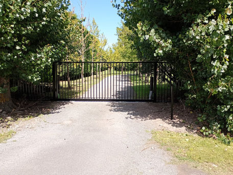 Bgates Baltimore Tubular Sliding Gate
