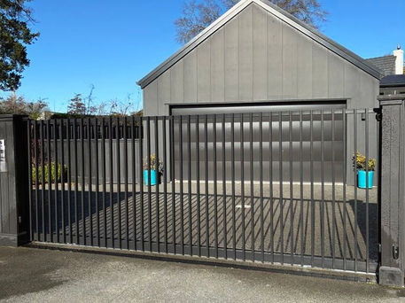 Bgates Bamford Tubular Sliding Gate