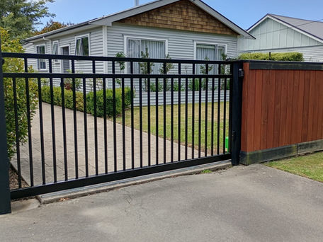 Bgates Baltimore Tubular Sliding Gate