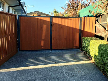 Bgates Beaumont Timber Swing Gates