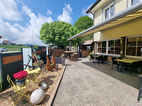 Gartenwirtschaft Rössli Hundwil Appenzellerland (2).jpg