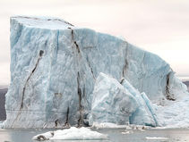 Titanic captain claims victory over iceberg