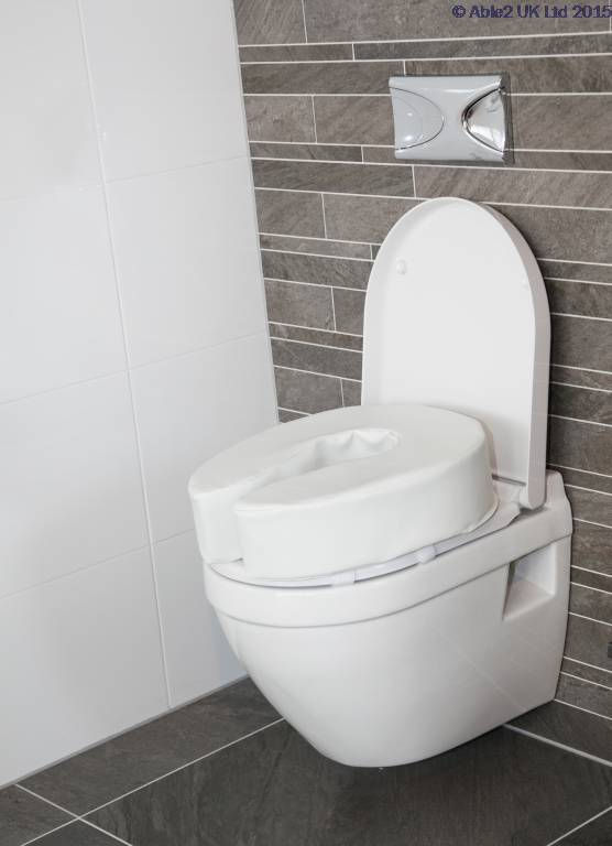 Atlantis-Padded-Raised-Toilet-Seat-PR50647.jpg