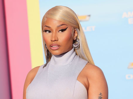 Nicki Minaj Denies Rumors of Being Gay After Viral Photoshoot