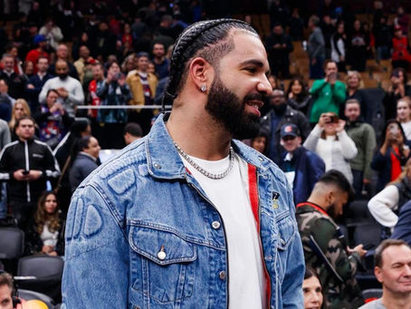 Drake's Phone Number Accidentally Leaked During Live Stream