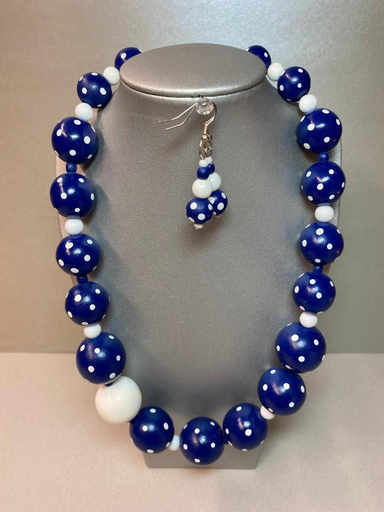 Halskette mit passendem Ohrschmuck / auch einzeln erhältlich