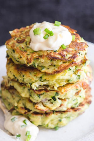 zuchinni fritters.jpeg