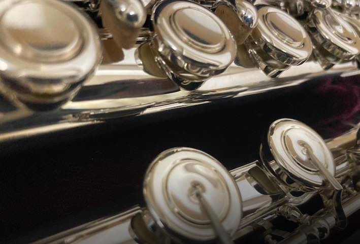Thumbnail: Yamaha YFL 617 solid silver flute