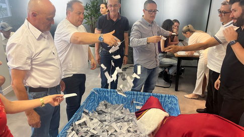 CDL-BG sorteia ganhadores da campanha Bento Natal Premiado