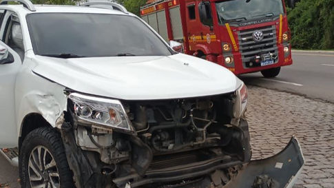 Acidente na BR‑470: ação rápida dos bombeiros impede incêndio e contaminação em Bento Gonçalves