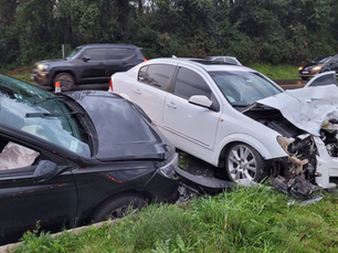 Acidente deixa trânsito lento na BR 470 em Garibaldi