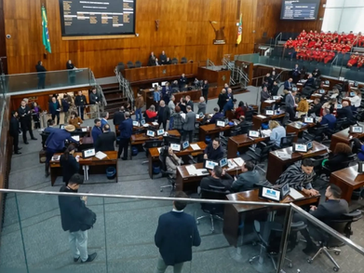 Assembleia Legislativa aprova projeto que protege motoristas de viaturas e veículos de resgate