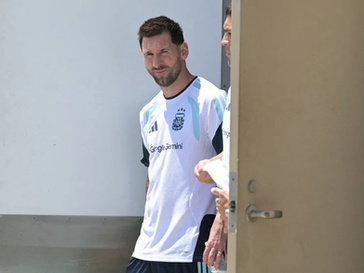 Pai de Messi enfrenta problema de saúde e família pede privacidade