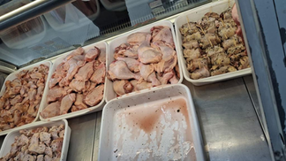  Força-farefa apreende produto vencido desde 2017 e quase oito toneladas de alimentos impróprios