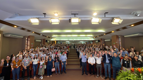 Simplás forma 180 jovens para o mercado de trabalho por meio do projeto Educamais