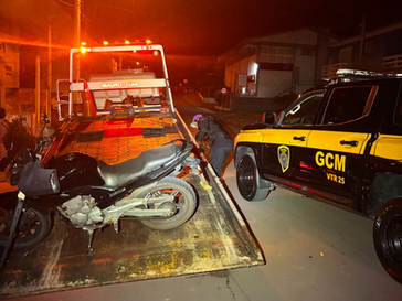 GCM recupera motocicleta furtada no bairro Fenavinho, em Bento Gonçalves