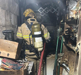 Incêndio atinge residência no bairro Santa Marta durante a madrugada em Bento Gonçalves