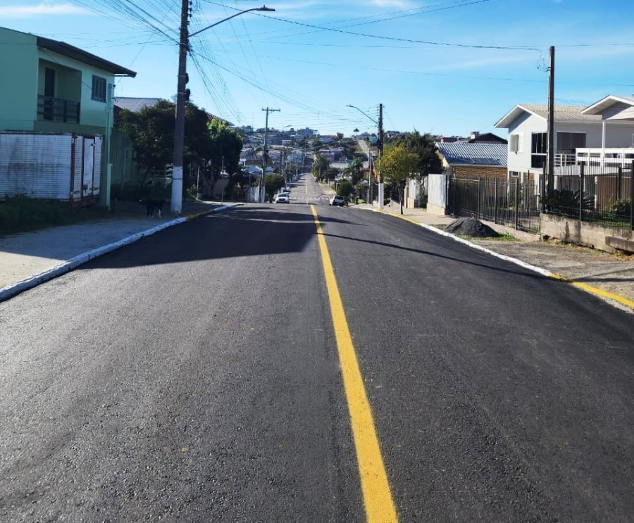 Obras na Rua do Imigrante em Carlos Barbosa são 100% finalizadas