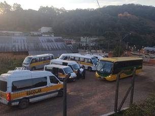 Departamento de Trânsito realiza operação de fiscalização de transporte escolar
