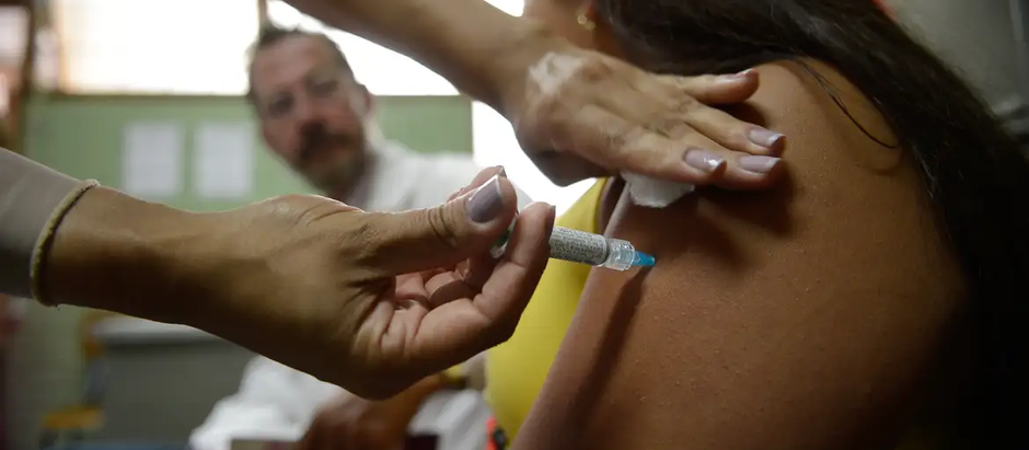 Empresas deverão informar trabalhadores sobre cânceres e vacina