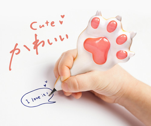 SUPER PROFESSIONAL ESSENTIAL // MANEKINEKO | store