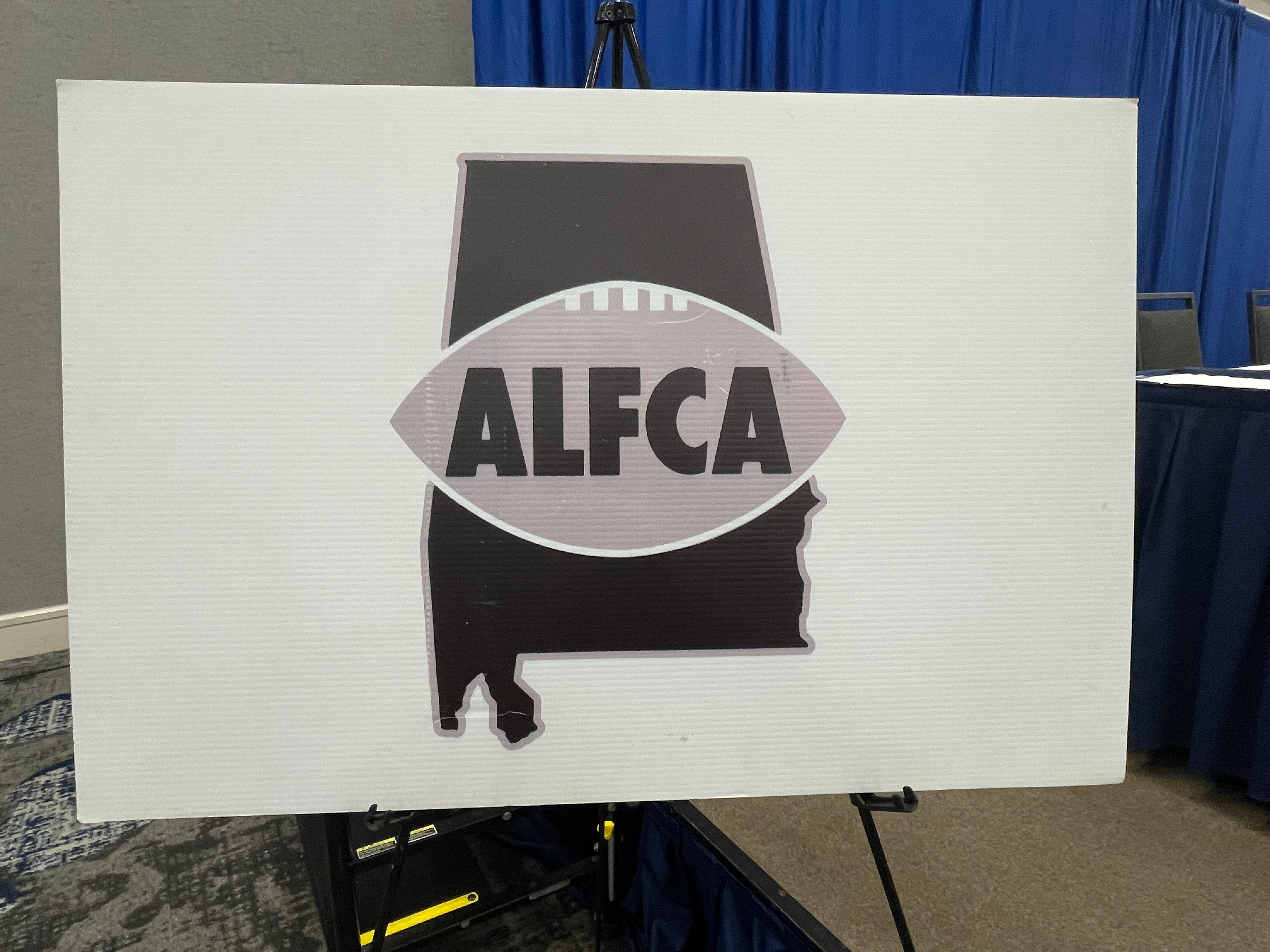 ALFCA Convention Features Alabama Coach De Boer article cover