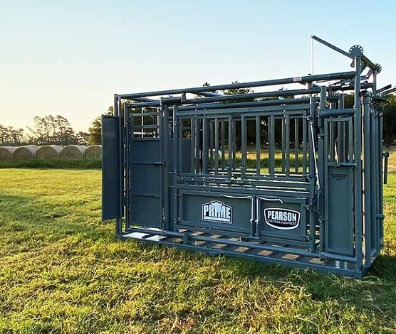 Pearson-Livestock-Equipment-Prime-XL-Manual-Chute.jpg