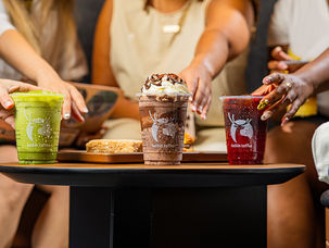 Wie is Luckin Coffee, de Chinese Starbucks die de sector van de ‘coffee on the go’door elkaar schudt ?