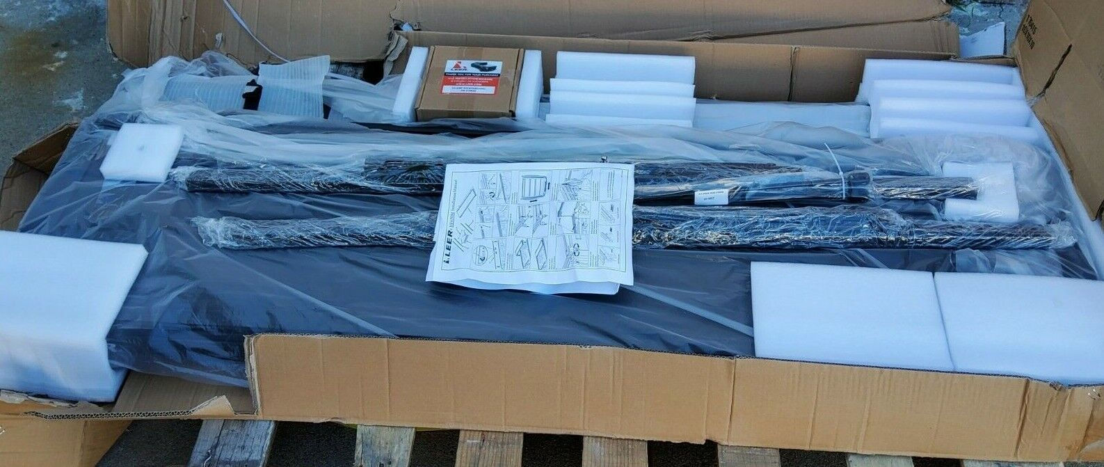 New Leer 650299 Hard Folding Truck Bed Cover For 2019 Dodge Ram