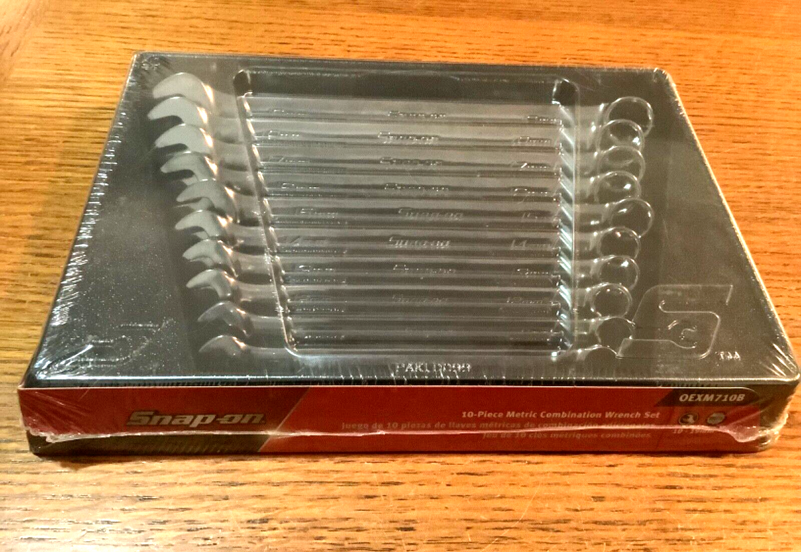 New Snap-on™ 10 thru 19 mm 12-point box Combination Wrench Set OEXM710B Sealed