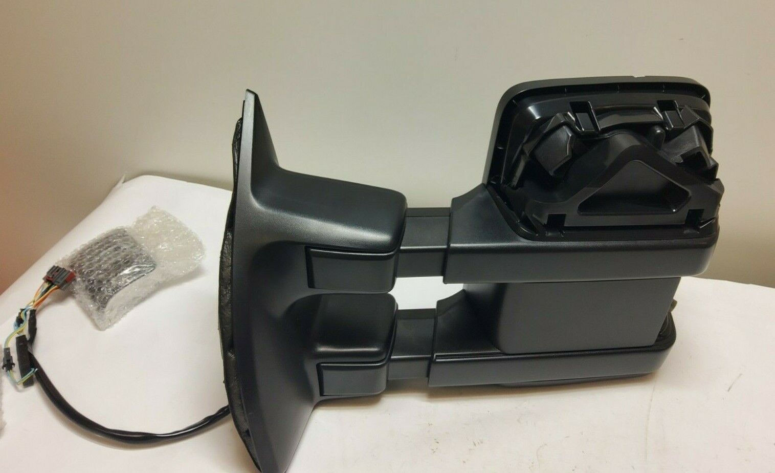 New Driver Side Mirror Trail Ridge TR00123 for 2008-16 Ford