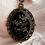 Miniature : Pendentif Apolline Carotte sauvage fond noir