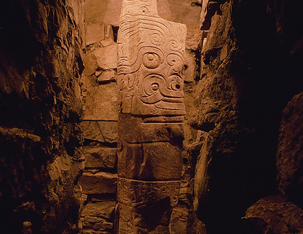 Huaraz,+Ancash+-+Chavin+de+Huantar+-+Lanzon.jpg