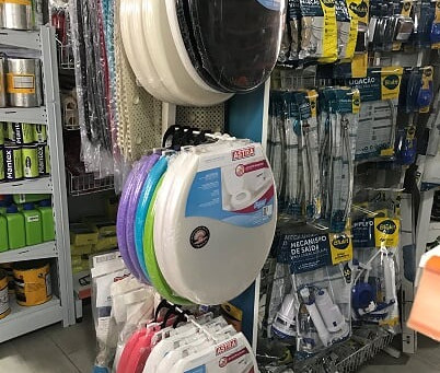 Assentos Sanitários ASTRA: Seu banheiro protegido contra fungos