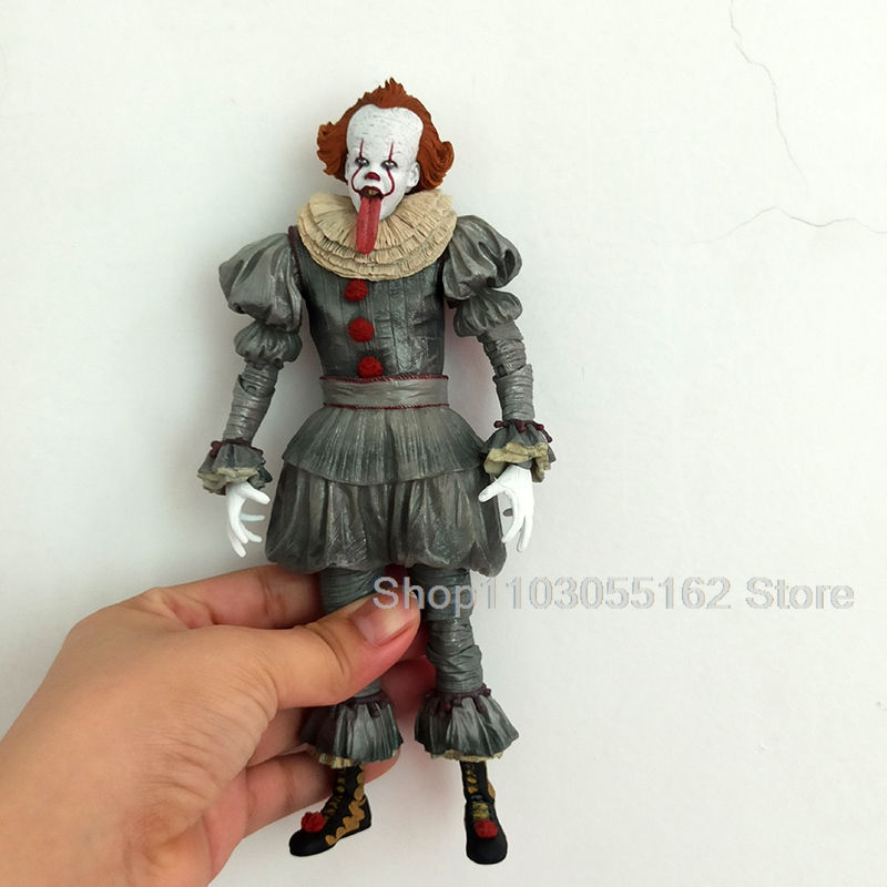 Thumbnail: Pennywise the Dancing Clown Ultimate Action Figure with Interchangeable Heads