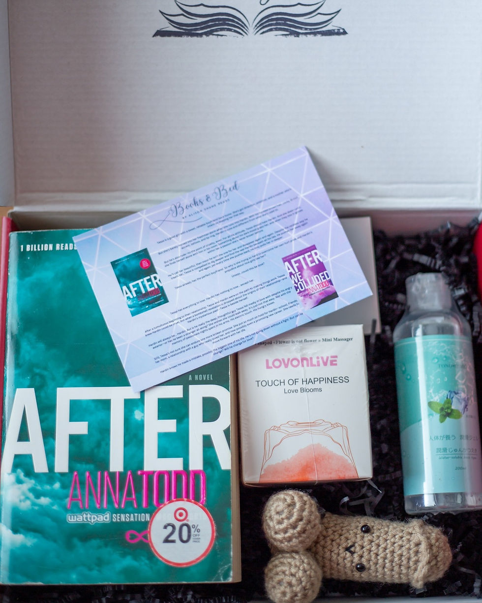 Books and Bed January Subscription Box