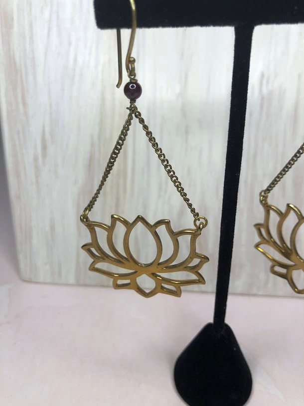 Thumbnail: Baizaar - Garnet Lotus Dangle Earrings