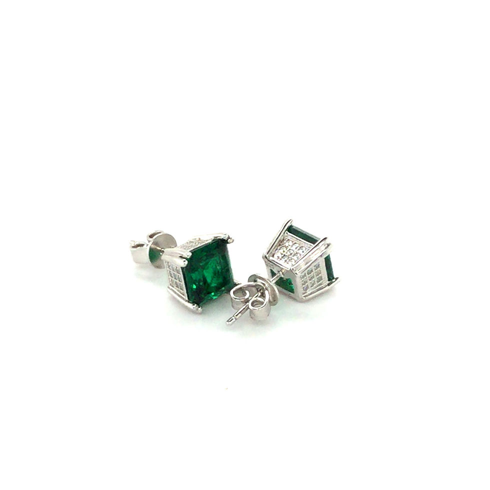 Thumbnail: Green and white stone set in silver 
